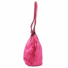 Prada Vibrant 3