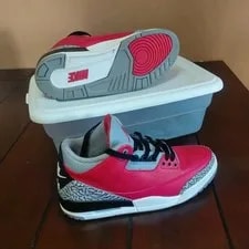 Jordan — Size 10 - Air Jordan 3 Retro SE "Unite" Athletic — Sneaker — resale