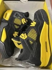 Jordan Air 4 Retro ’S / Lace Up Mid Top 3