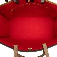 Louis Vuitton Giant Reverse on the Go 4