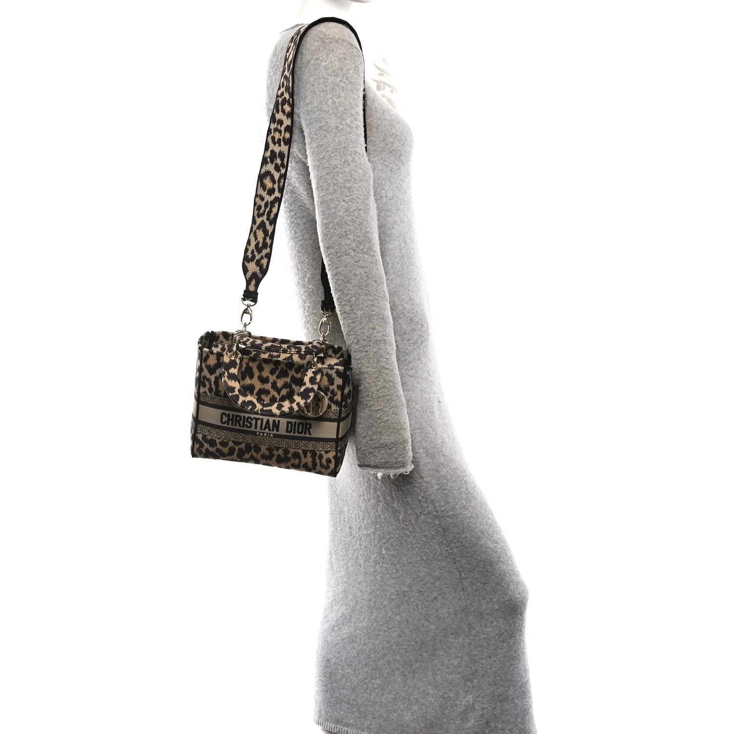 Medium Mizza Embroidered Lady D-Lite 2