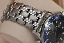 Omega Red Seamaster Professional 300M Quartz Blue Dial 41MM 2221.80 4