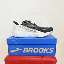 Brooks — Brooks Launch 11 (110450 1D 087) / Running Shoes Size 11.5 (D) — Sneaker — resale