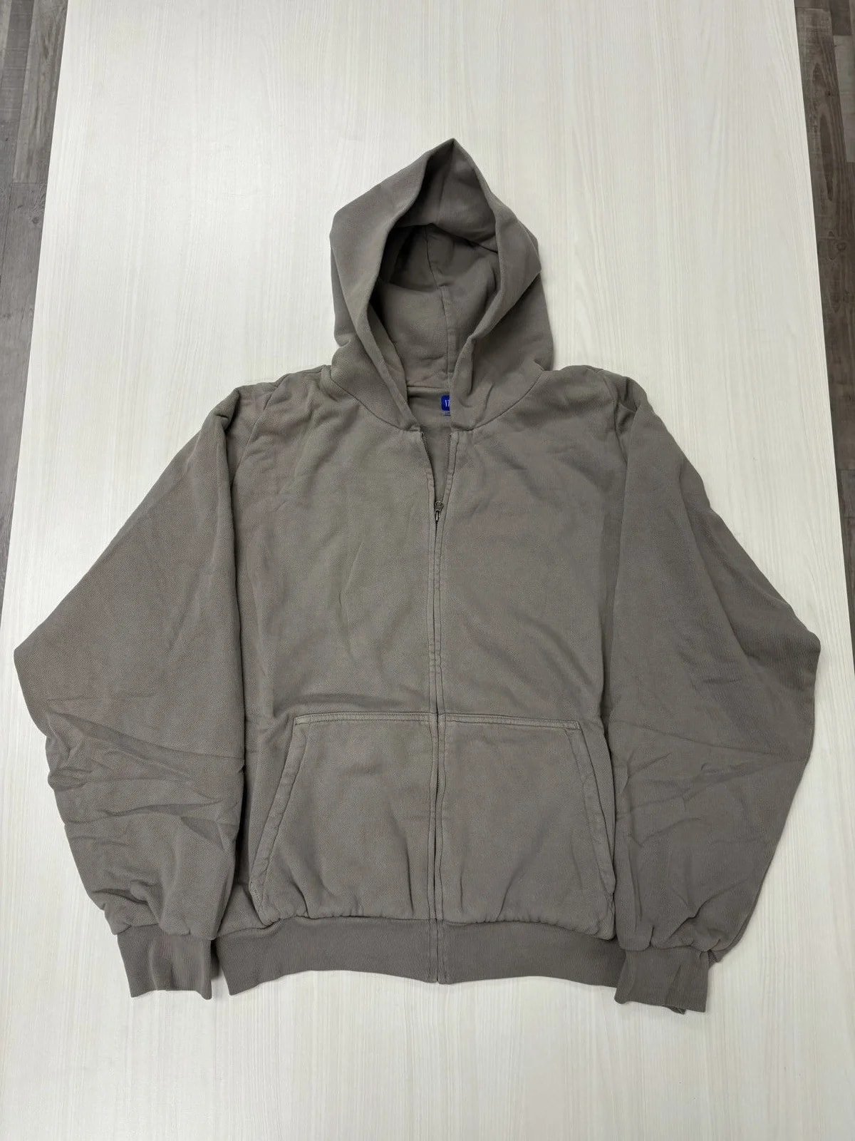 YZY — YZY X GAP Zip Up — streetwear — resale