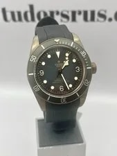 2025 Tudor Black Bay Bronze 79250BA 43mm Full Set + Extra Strap PX Welcome 3