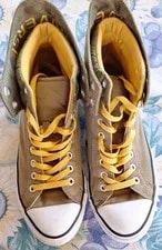 Converse — Converse Chuck Taylor All Star Street Mid 13964F M9 High Top — Sneaker — resale