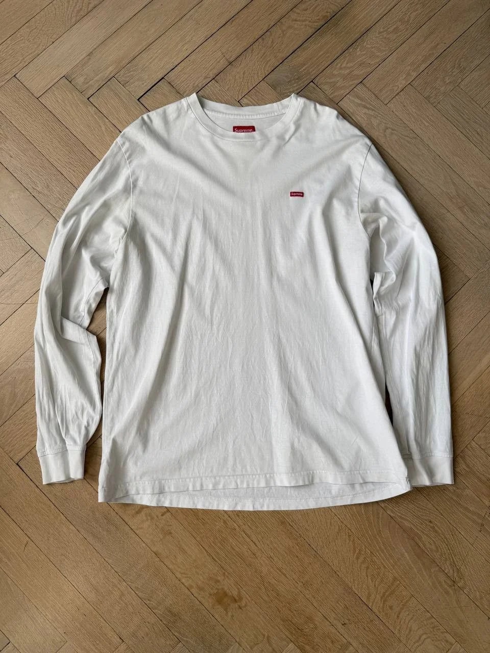 Supreme — Supreme Mini Box Logo Longsleeve — streetwear — resale