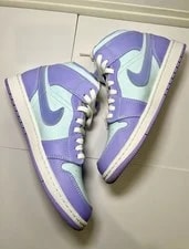 Size 8.5 - Air Jordan 1 Mid Pulse 2