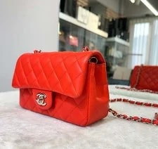 Chanel Lamb Classic New Flap / Crossbody A69900 148576641 2