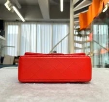 Chanel Lamb Classic New Flap / Crossbody A69900 148576641 3