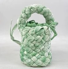 Bottega Veneta — Bottega Veneta Bucket Fro — Handbag — resale
