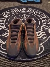 Yeezy 700 V3 “ Fade” Size 11 (NO BOX) 2