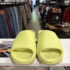 Size 14 - Yeezy Slide Glow (2022/2023 Restock) (HQ6447) 3