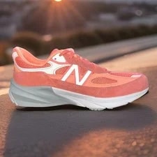 New Balance — New Size 6.5 Size 8 New Balance 990 U990SR6 — Sneaker — resale