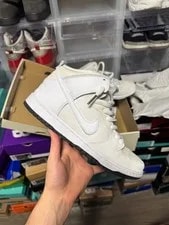Size 9 Preowned Nike SB Dunk High Antihero Skateboards 2