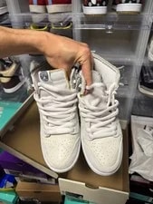 Size 9 Preowned Nike SB Dunk High Antihero Skateboards 3