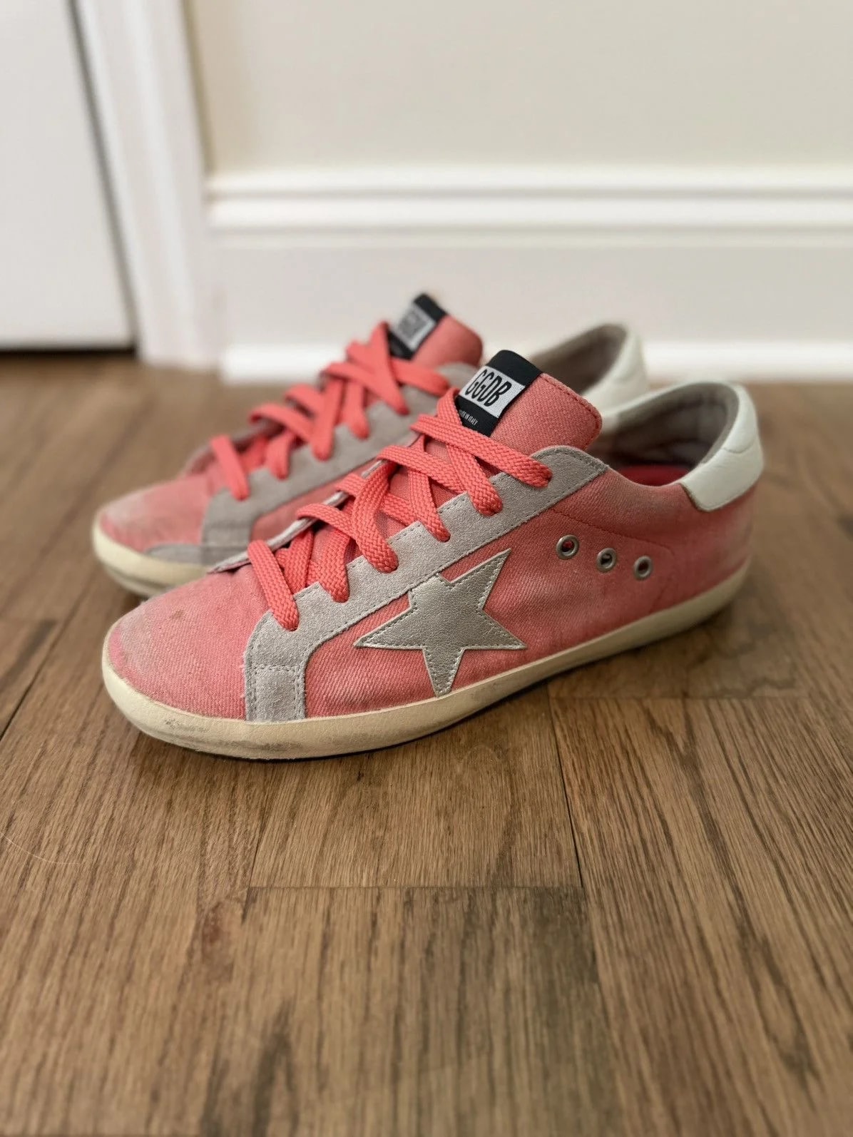 Golden Goose — Golden Goose Superstar - Color W/ EU 40 (Read) — Sneaker — resale
