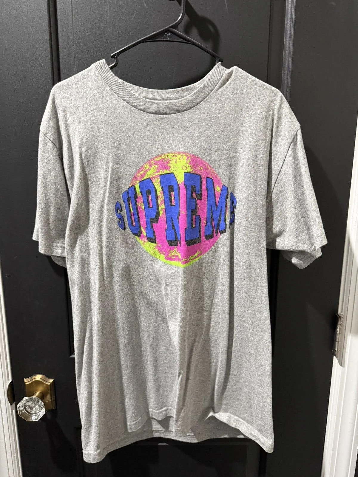 Supreme — Supreme Globe Tee — streetwear — resale