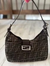 Auth Fendi Mamma Baguette Hobo 3