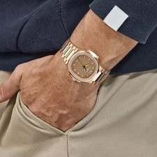 Patek Philippe Nautilus 7118/1200R-010 '' Rose Gold 3