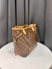 Authentic Louis Vuitton Neverfull Lining France 4