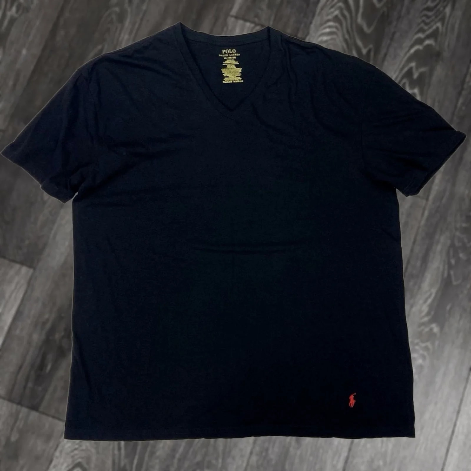 Polo Ralph Lauren — Polo Ralph Lauren T-Shirt XXL V-Neck Short Sleeve T-Shirt — streetwear — resale