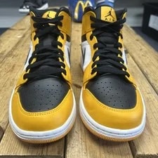 Size 9.5 - Jordan 1 Mid 2022 4