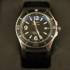 Breitling Superocean 44mm Black Dial, Black Strap A17367 in Orig. Box w/Papers 3
