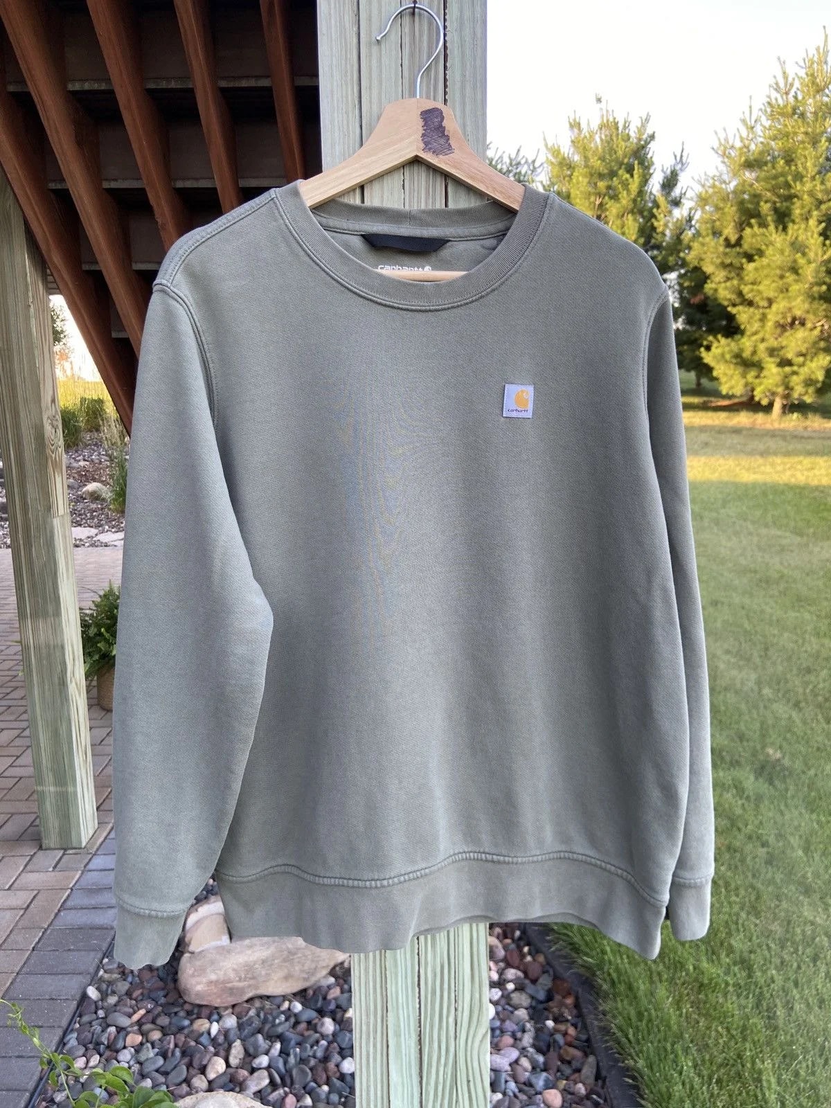 Carhartt — Carhartt Crewneck Sweatshirt — streetwear — resale