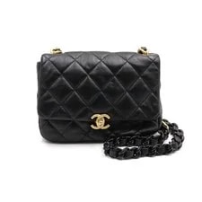 Chanel 22 Season Lamb CC Quilted Small Flap Chain and 152892923 2