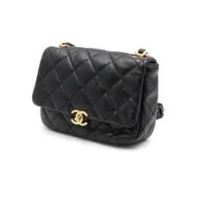 Chanel 22 Season Lamb CC Quilted Small Flap Chain and 152892923 3