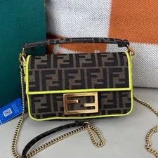 Fendi — Fendi Baguette Mini Chain Crossbody Classic — Handbag — resale