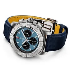 Breitling Avenger B01 Chronograph 44 Ref. AB0147101C1X1, Complete Unworn 2025 3