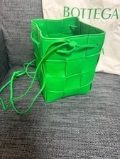 Bottega Veneta Cassette Bucket Small 2
