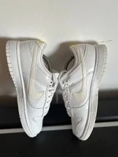 Nike Dunk Low Valentine’s Day 4