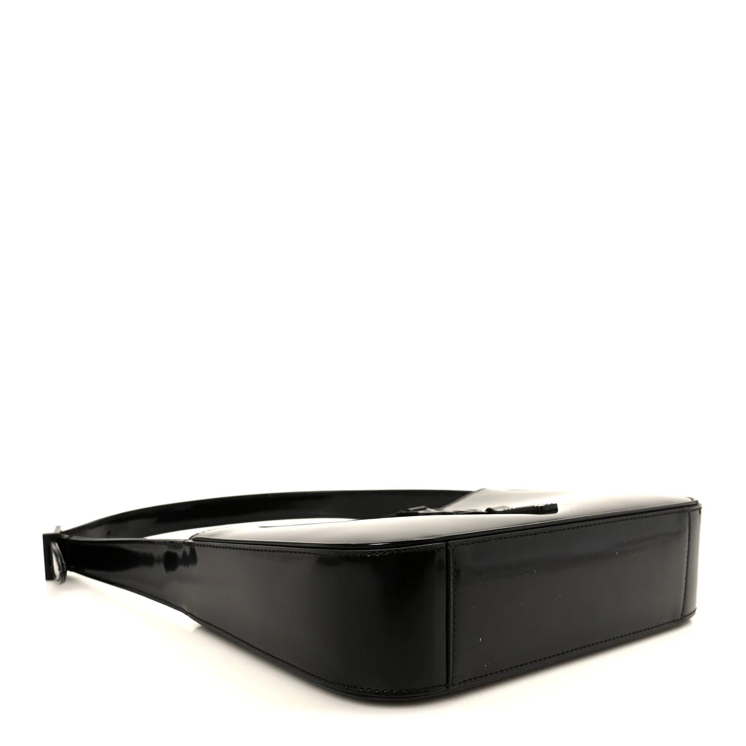 le 5 A 7 Monochrome Hobo 4