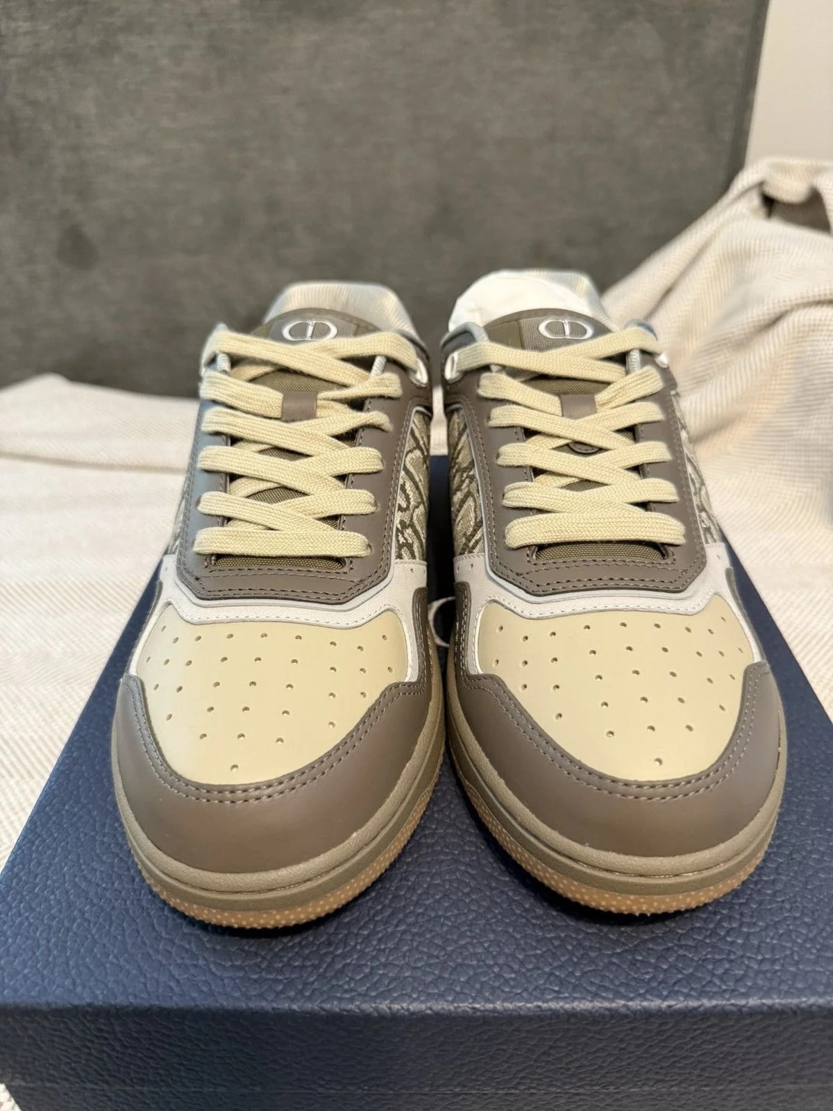 Dior — B27 New — Sneaker — resale