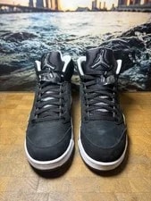 Air Jordan — Size 10 - Air Jordan 5 Retro 2013 — Sneaker — resale