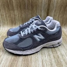 Size 8 D Size 9.5 - New Balance 2002R Shoes 3