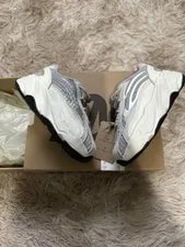 Adidas — Adidas Yeezy Boost 700 V2 (Infants) — Sneaker — resale