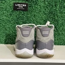 Size 9.5M/11W - Jordan 11 Retro (2021) CT8012-005 3