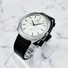 IWC Schaffhausen — IWC Schaffhausen R815 Automatic Pellaton No Date Silver Dial 34mm — Watch — resale