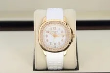 Patek Philippe Aquanaut Luce Quartz White 5269/200R-001 Diamond Rose Gold 3