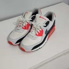 Nike Air Max 90 Gore-tex Low Top Lace-Up 3