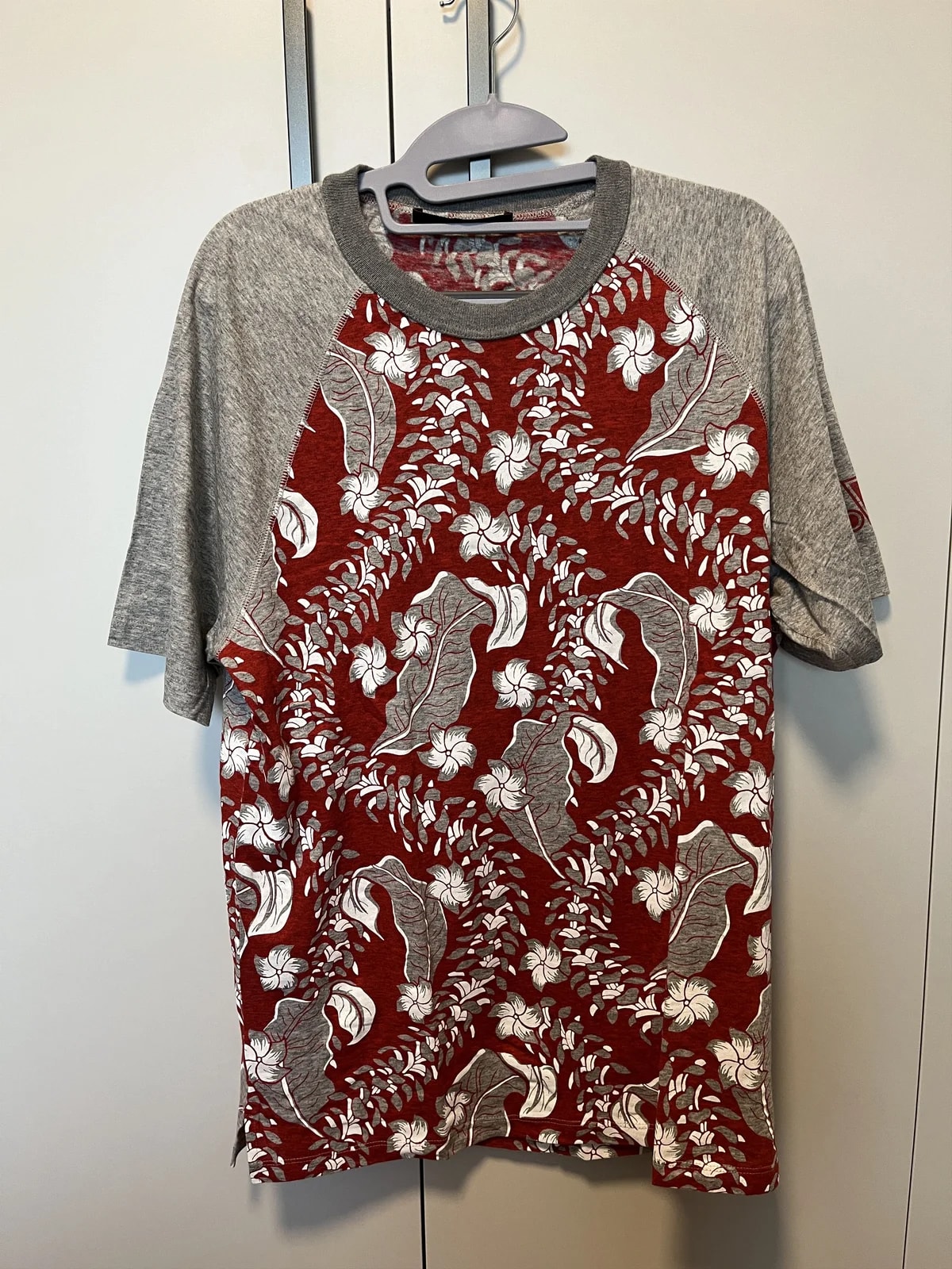 Louis Vuitton — Louis Vuitton Hawaii Pattern Tee — streetwear — resale
