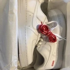 7 8.5 Air Force 1 X Supreme Lows- Never Worn With Box 3