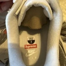 7 8.5 Air Force 1 X Supreme Lows- Never Worn With Box 4