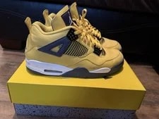 Air Jordan 4 Lightning 2021 2
