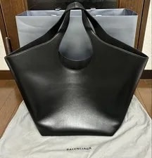 Balenciaga Mary Kate M Size Limited Edition Travel Friendly Iconi 2