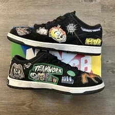Nike SB Dunk Low Pro QS Neckface DQ4488-001 ’s Size 11 Skate Shoes 2